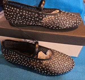 MADDEN NYC New In Box Black Mesh Crystal Studded Flats with Woven Texture Sz 6